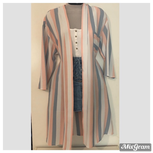 Jackets & Blazers - 🛍 5/$20 Boutique robe/cardigan size small